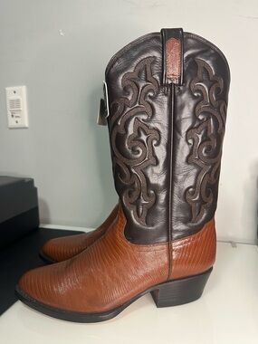DOMINI Men's Two-Tone Brown Leather Western Boots